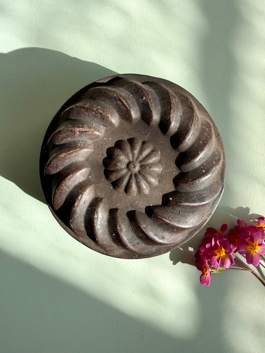 Moule à kougelhopf métallique ancien