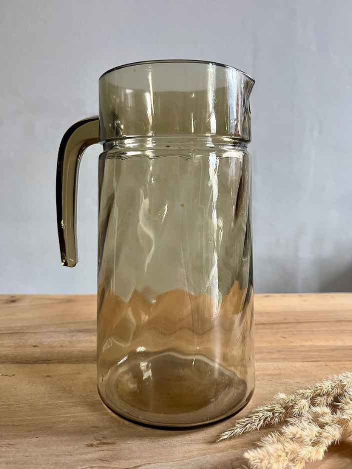 Carafe / pichet en verre fumé 1