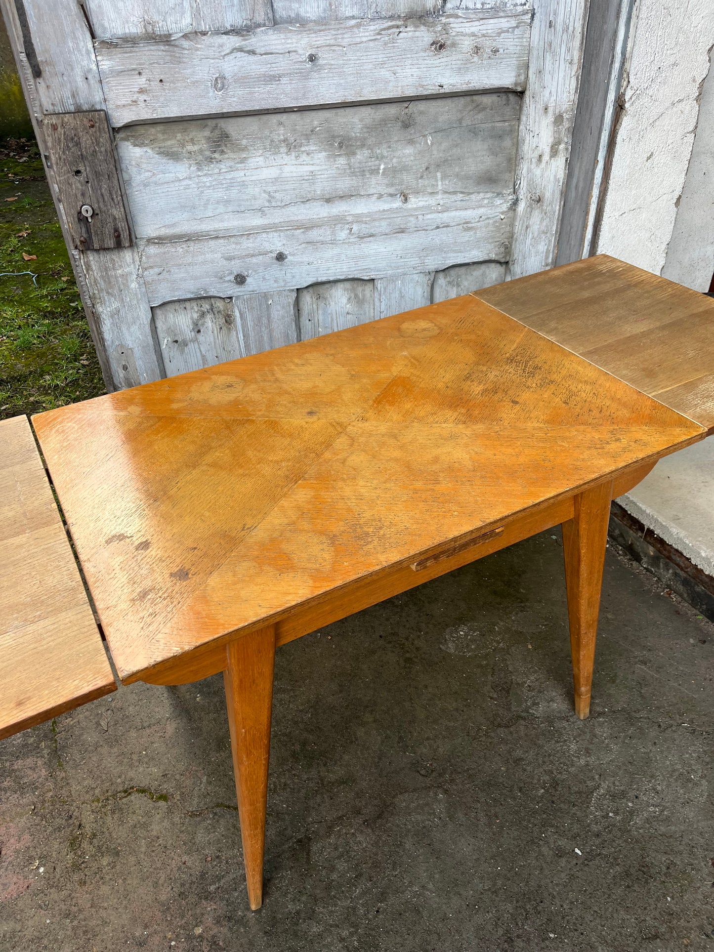 Table pieds compas avec allonges