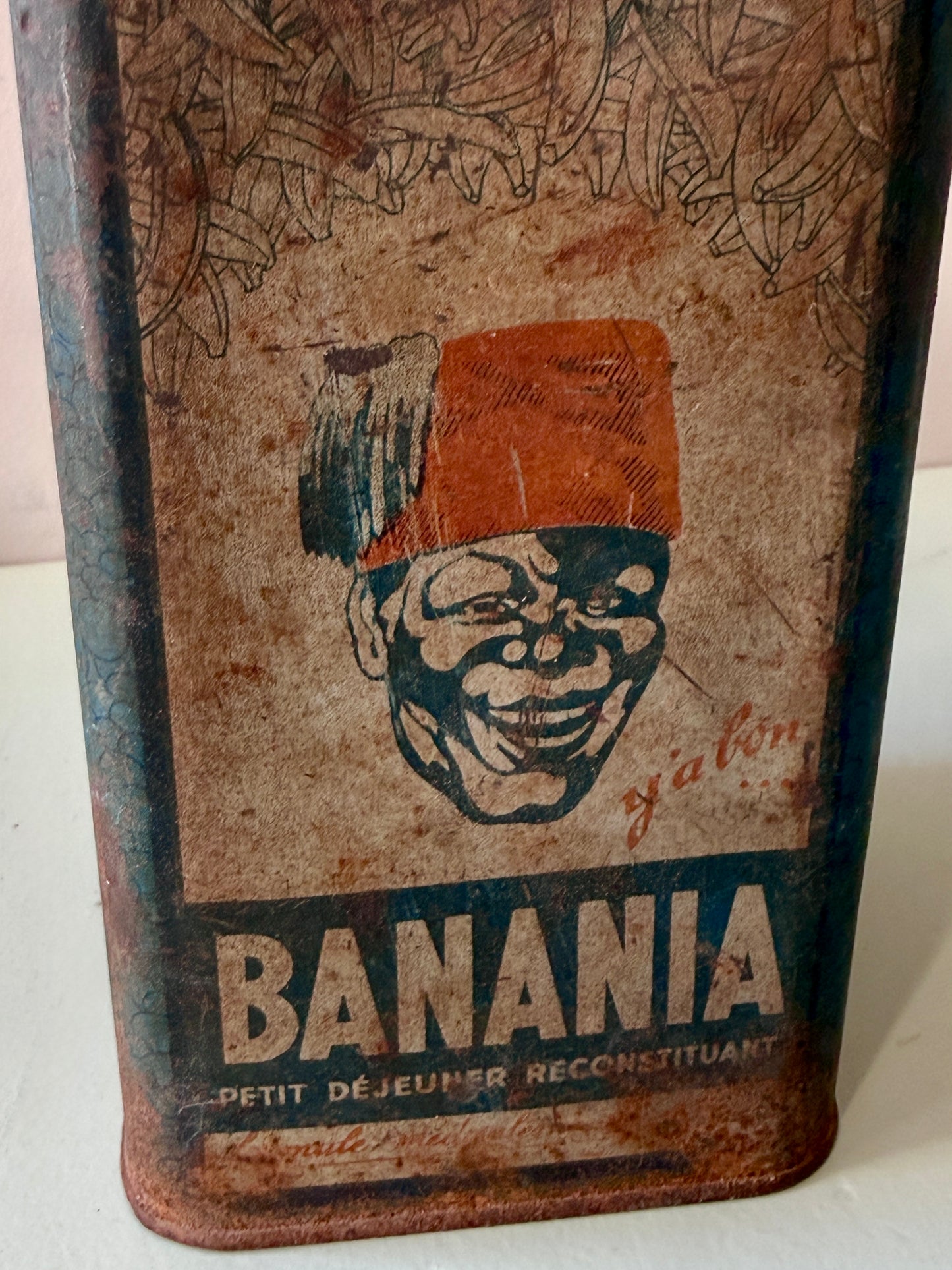 Boîte ancienne Banania