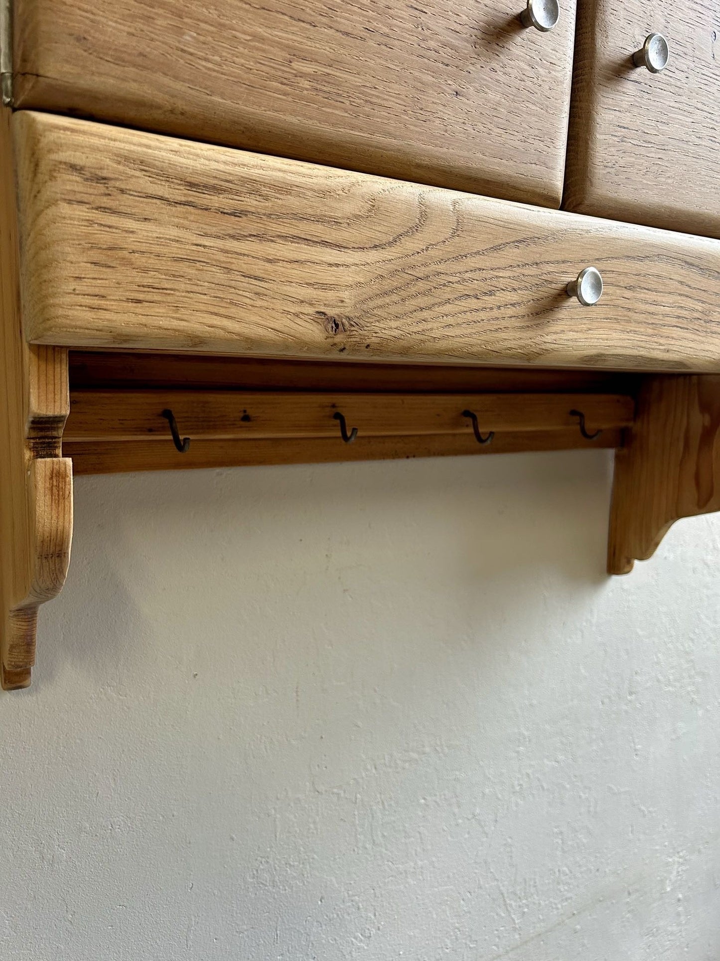 Étagère murale de cuisine en bois