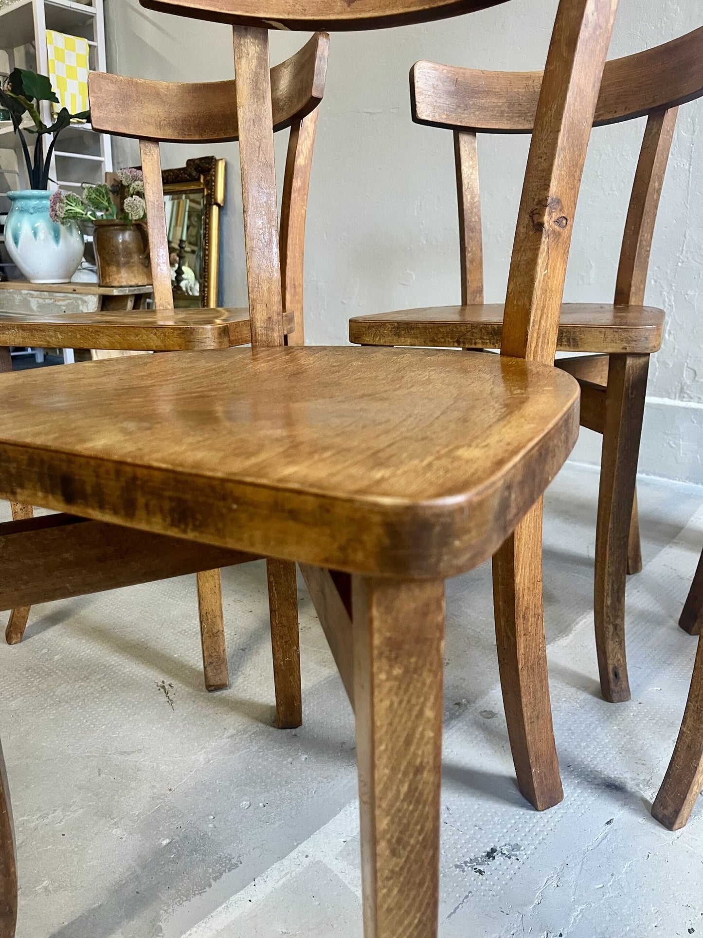 Chaise bistrot vintage en bois