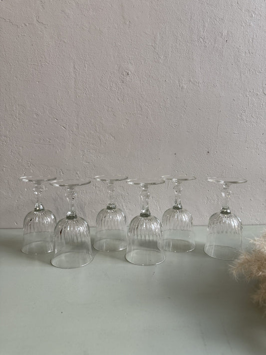 Verres à pied en verre ciselé - lot de 6