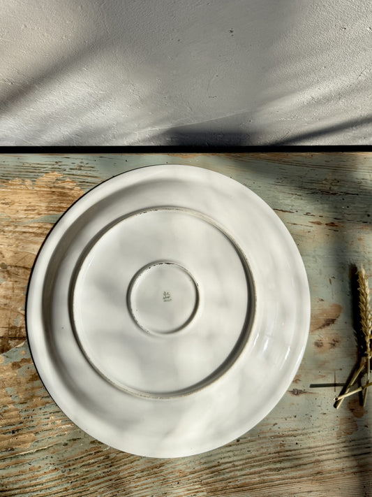 Plat rond en porcelaine