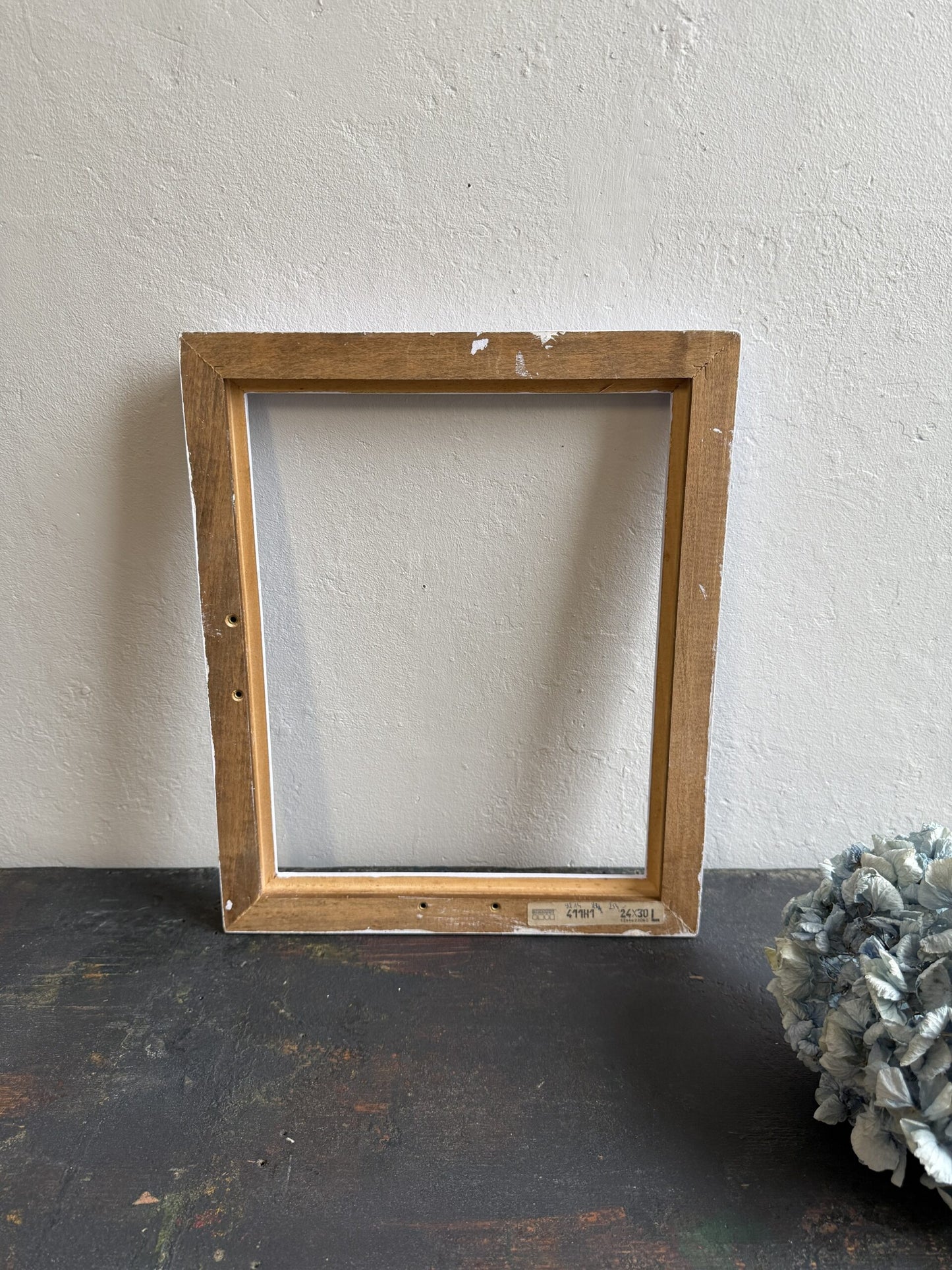 Cadre en bois violet pastel