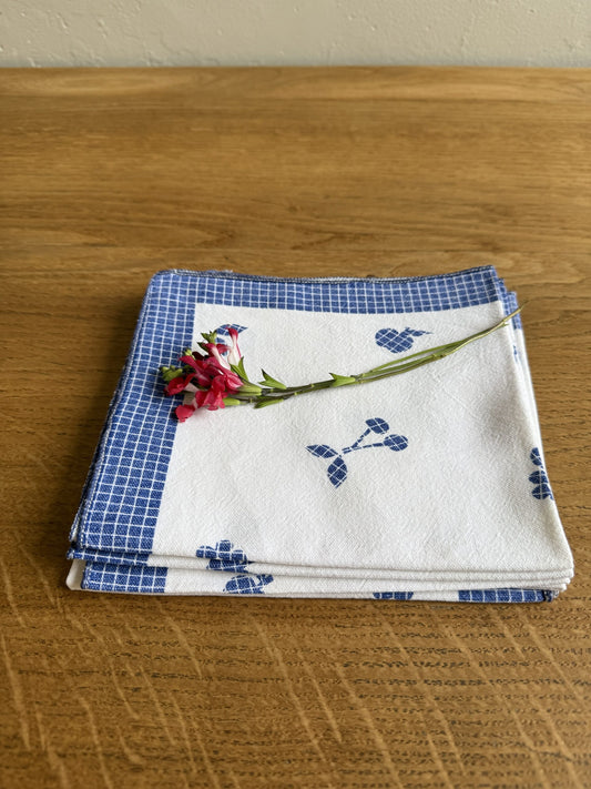 Lot de 5 serviettes en tissu blanc décor bleu