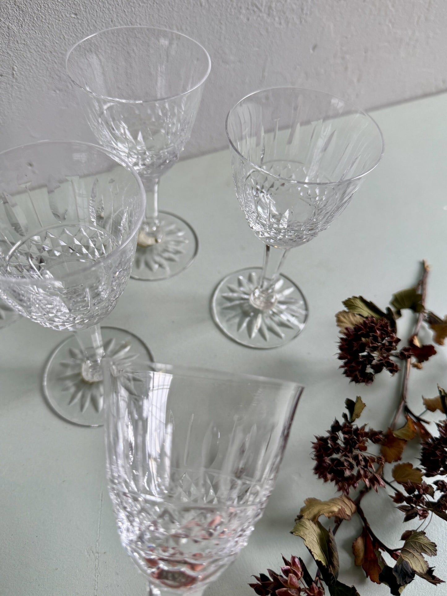Verres à pieds en cristal ciselé - lot de 8