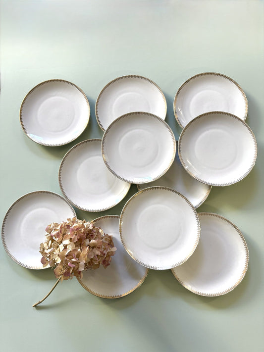Assiettes plates en porcelaine liseré doré Lucien Engel - lot de 11