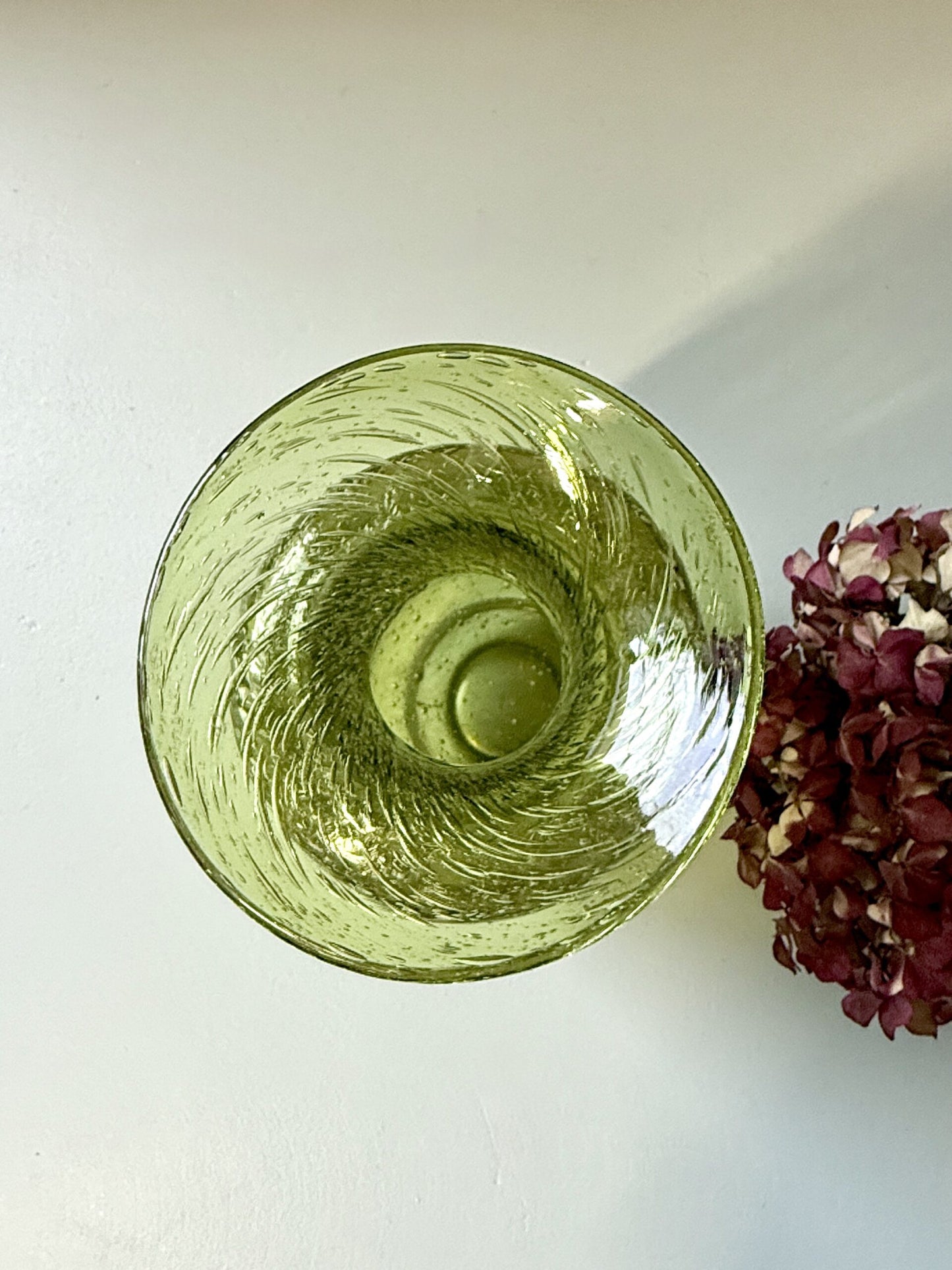 Vase en verre à bulles vertes