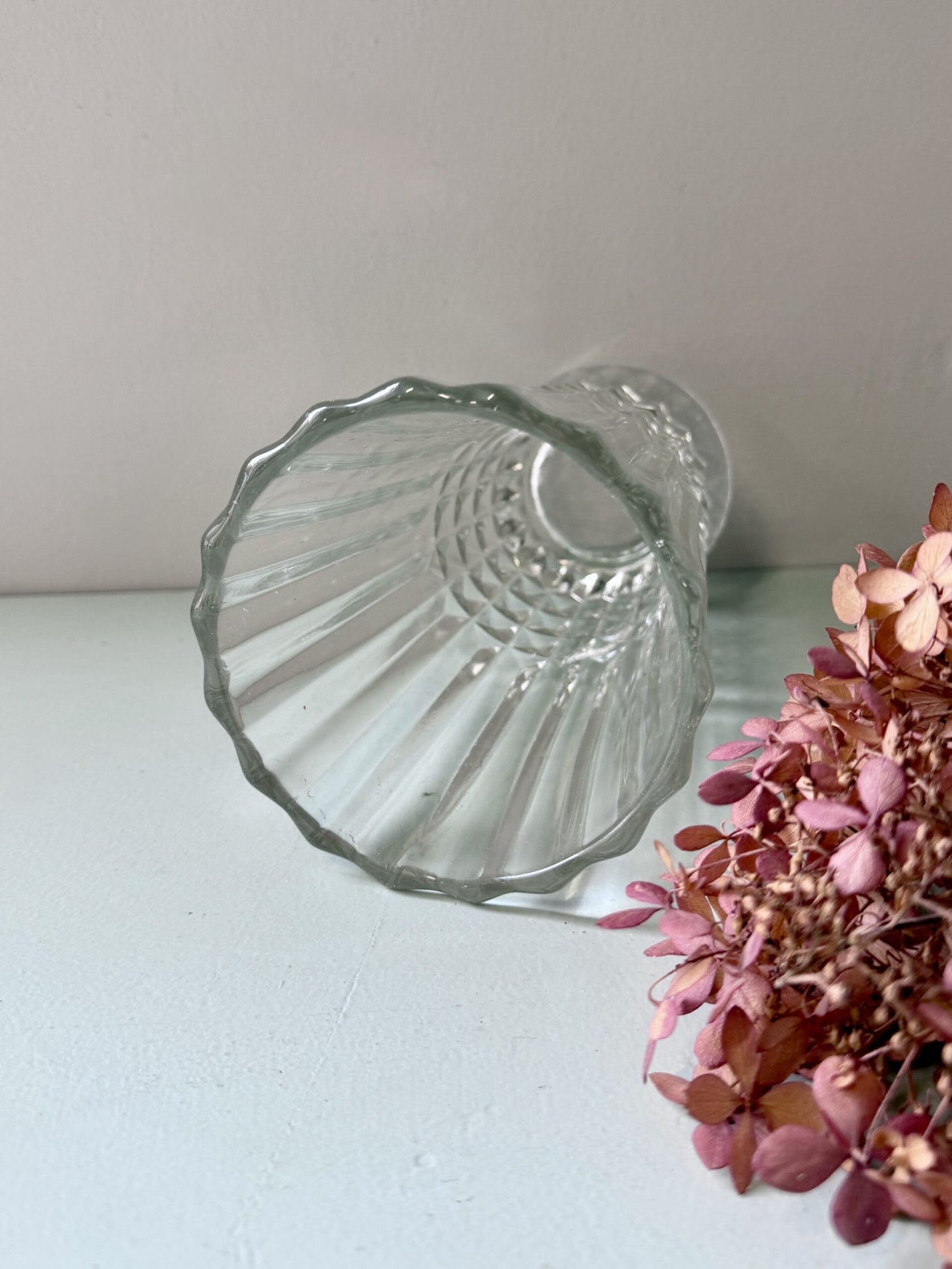 Vase en verre ciselé 5