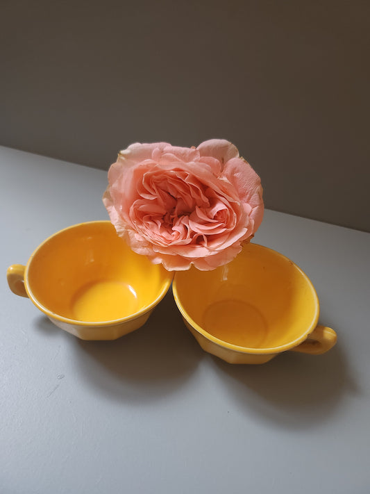 Tasses jaunes en céramique lot de 2 Patine