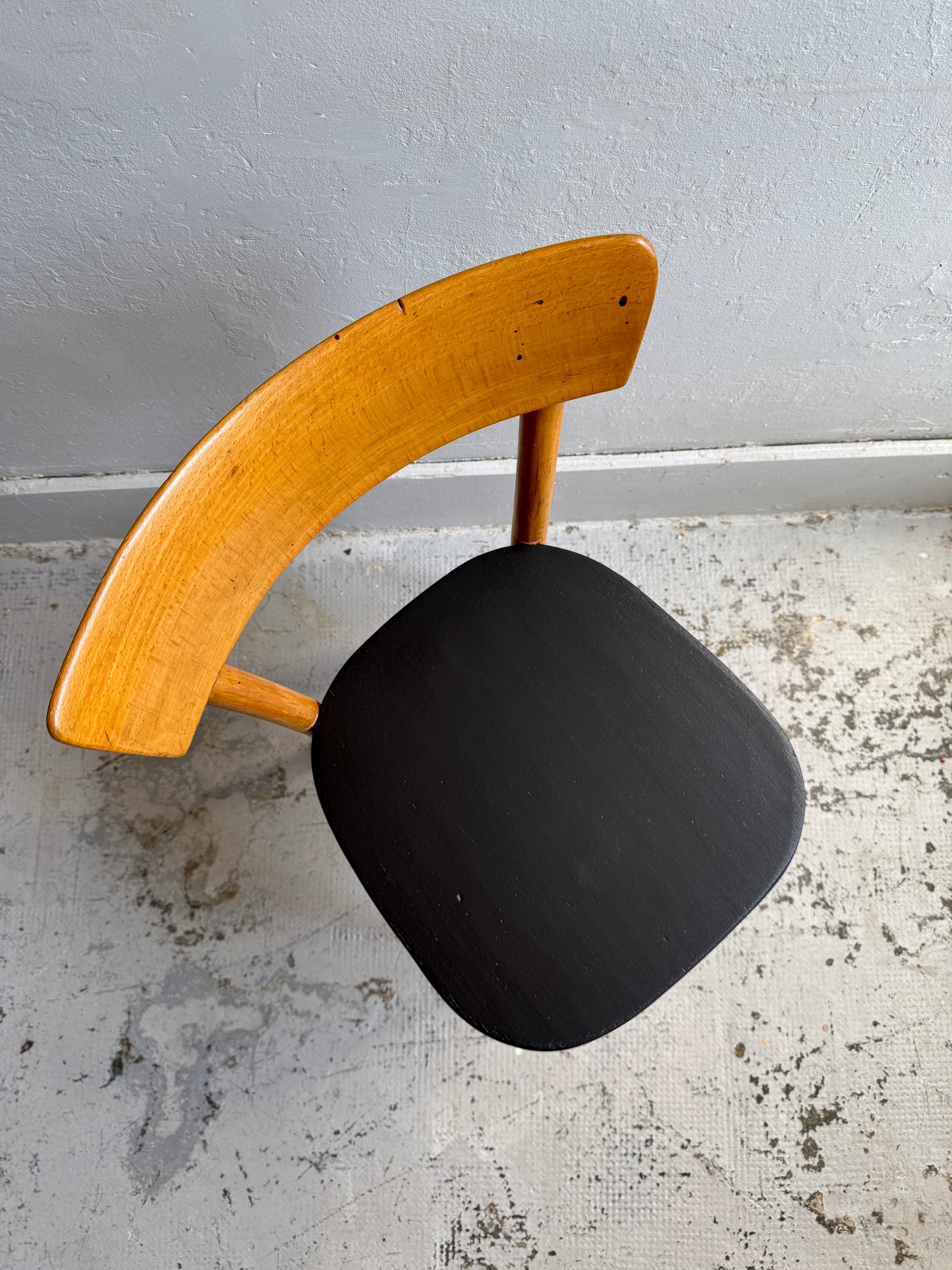 Chaise bistrot - assise noire
