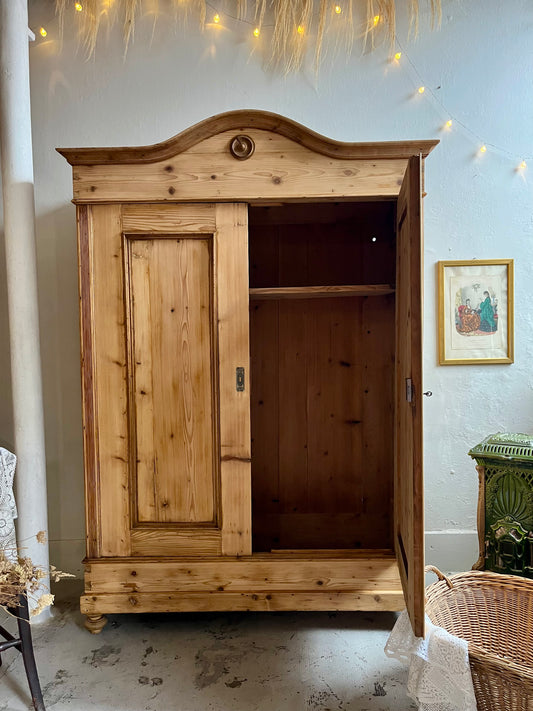 Armoire à chapeau - 2 portes