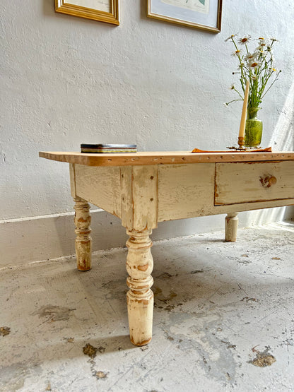 Table basse de ferme patinée