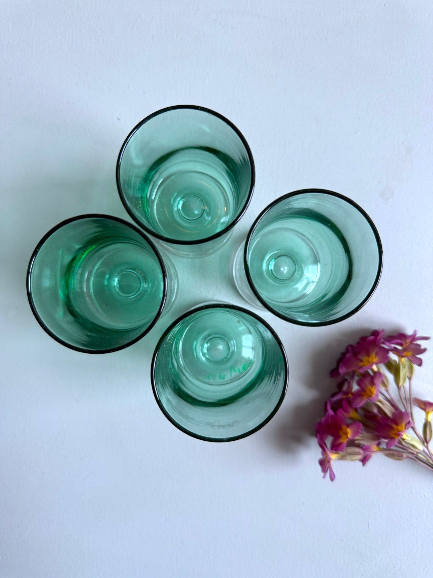 Verres à pied verts - lot de 4