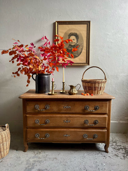 Commode ancienne en bois  Meubles Patine