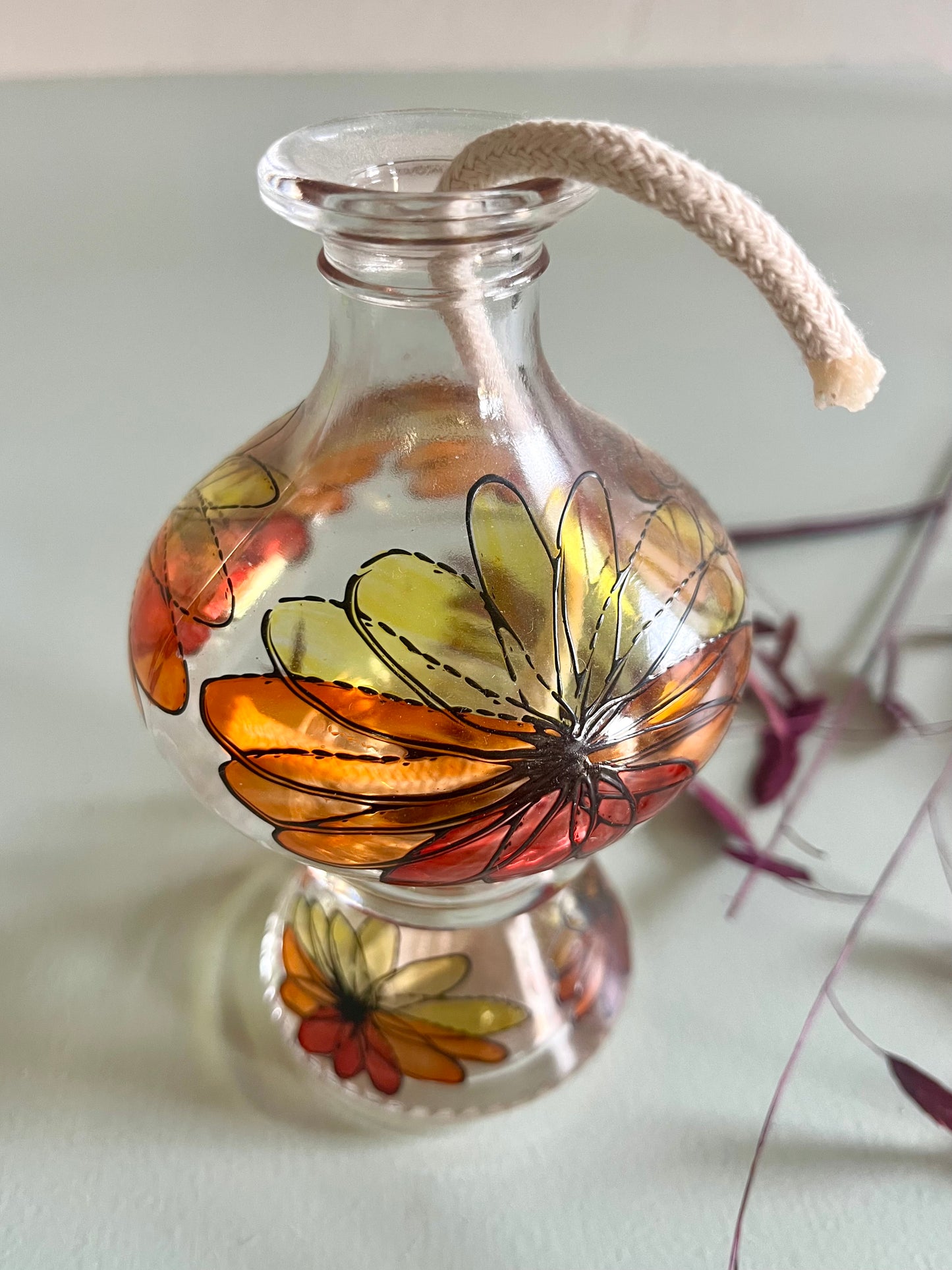 Lampe à huile en verre fleurs orange   Patine