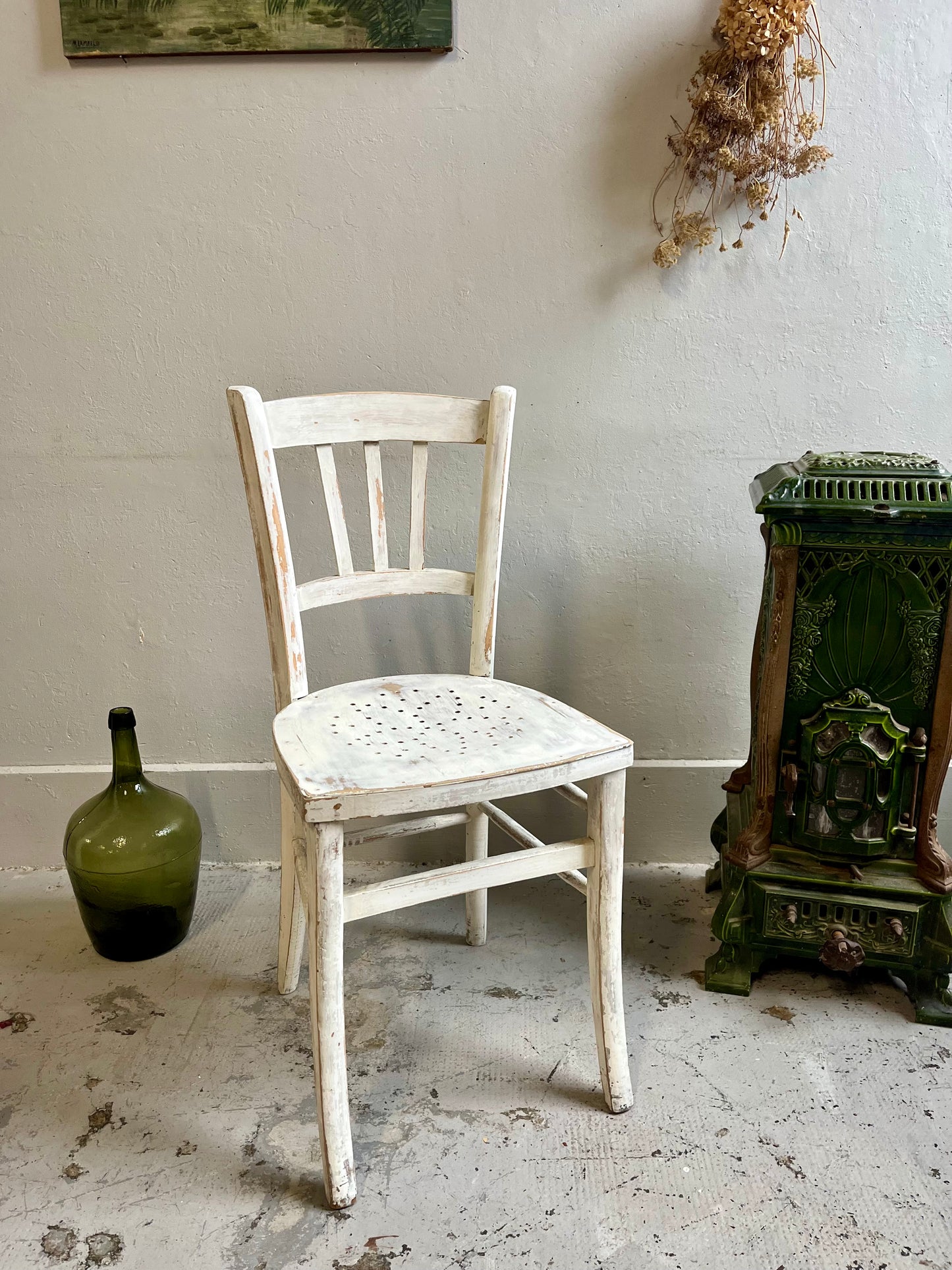 Chaise patinée blanche 2