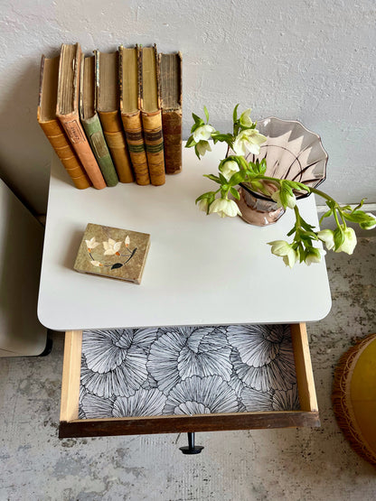 Paire de chevets beige et bois