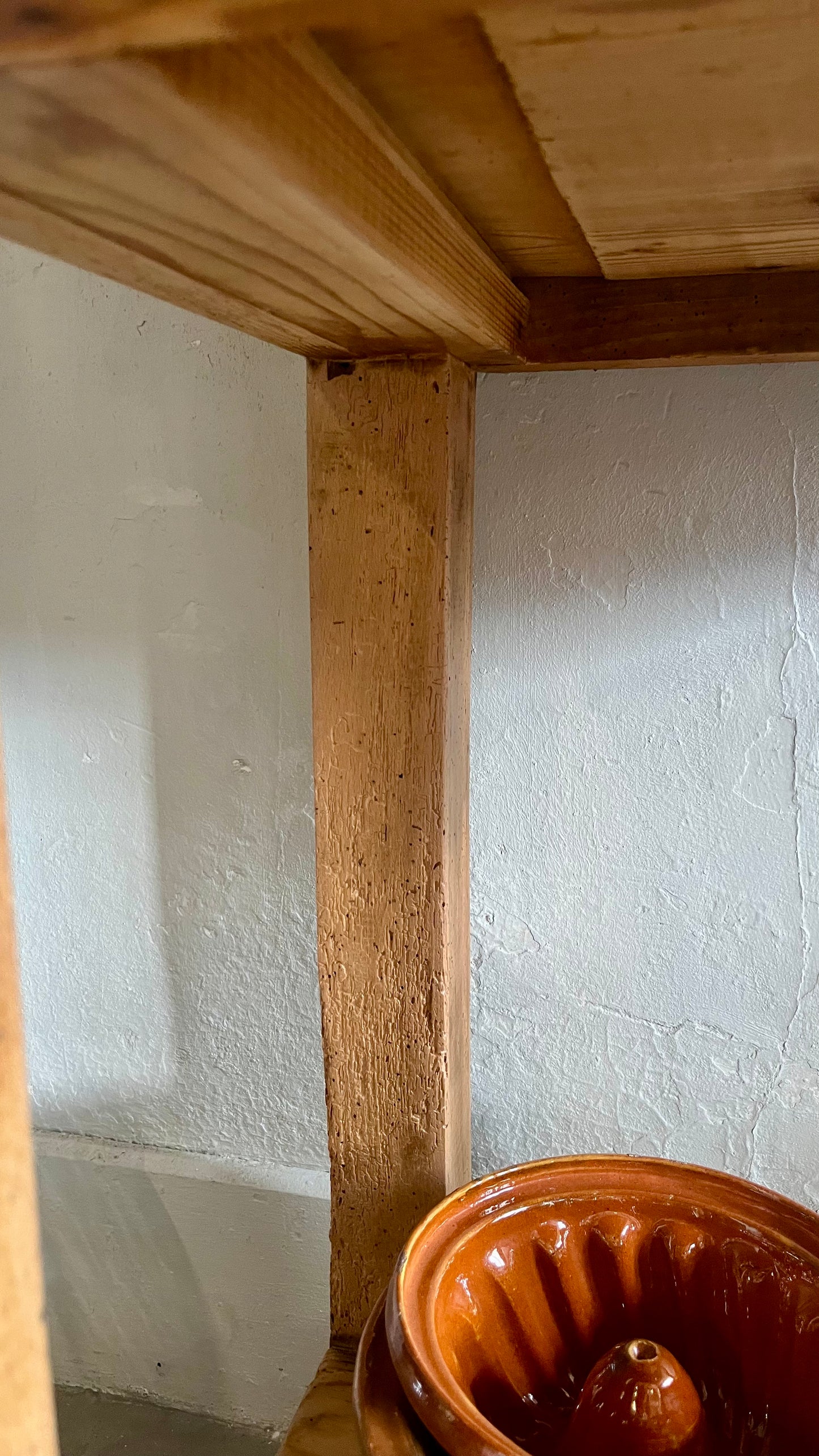 Petit établi ancien avec tiroir   Patine