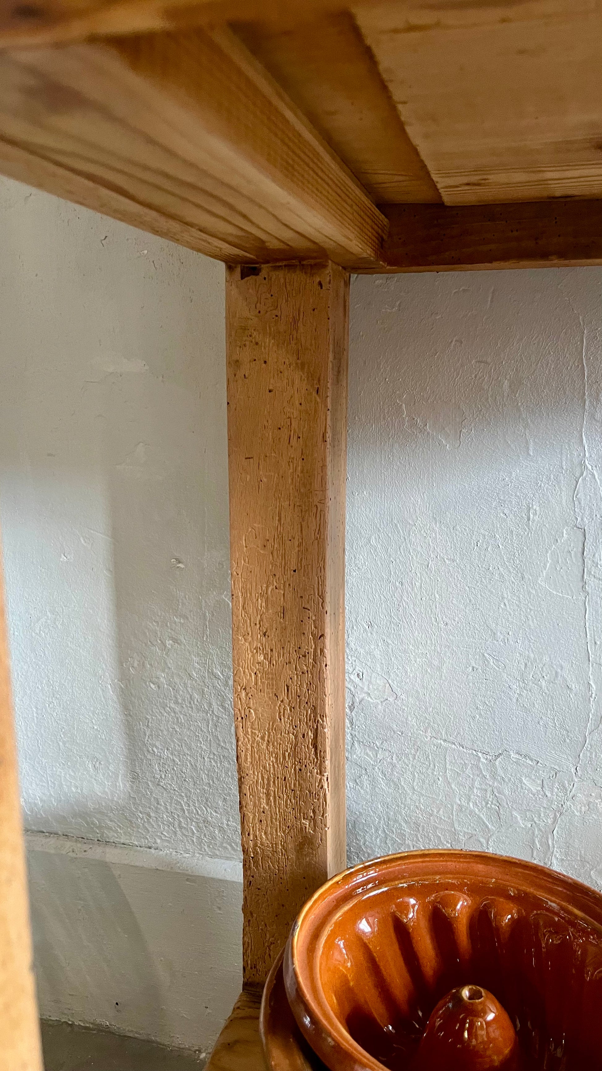 Petit établi ancien avec tiroir   Patine