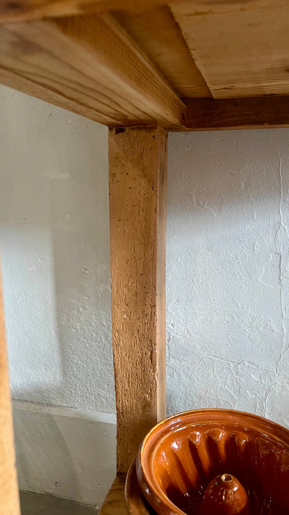Petit établi ancien avec tiroir   Patine