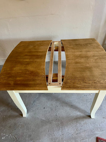Tables ancienne bois et beige avec allonges  Meubles Patine