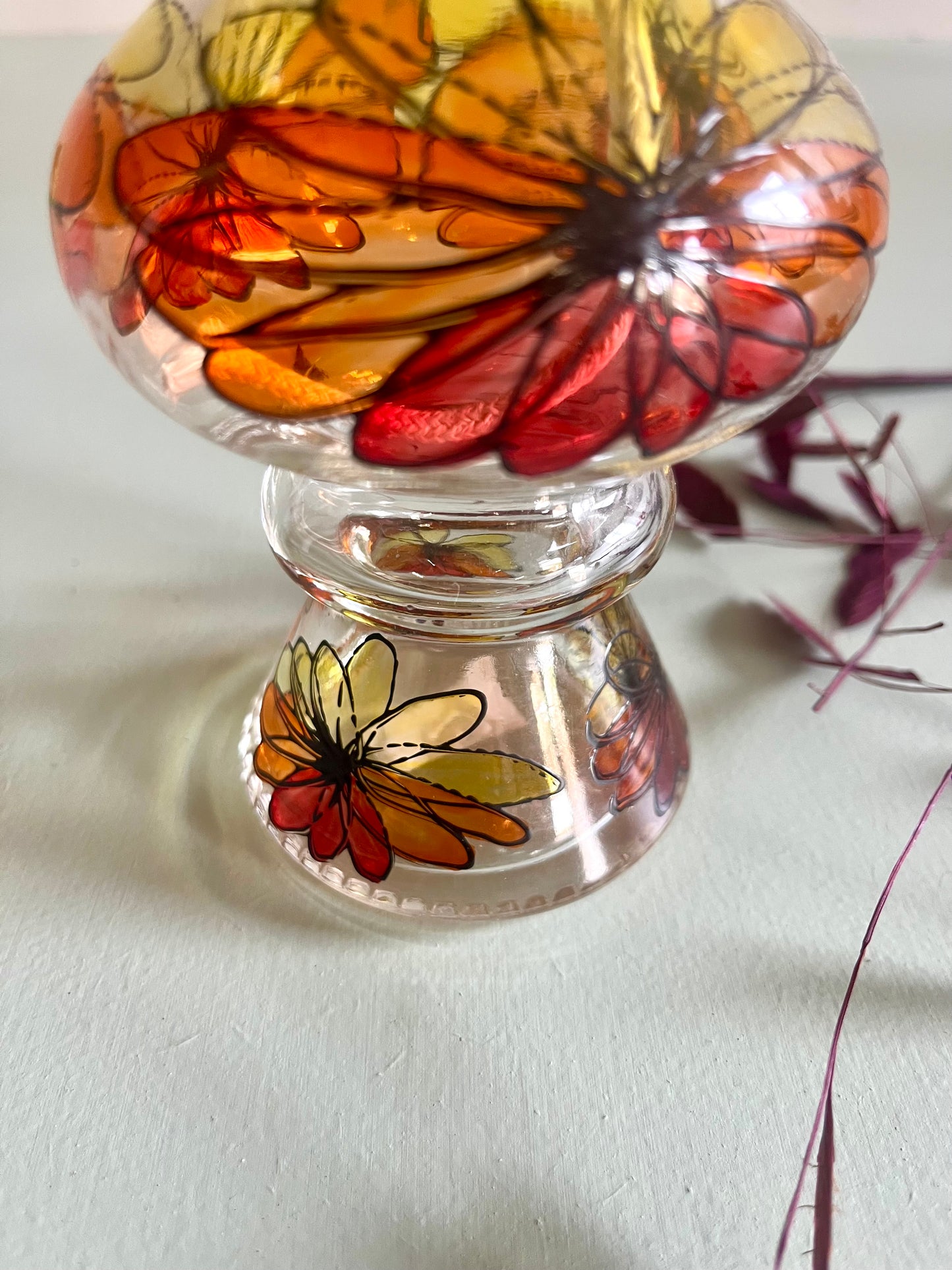 Lampe à huile en verre fleurs orange   Patine