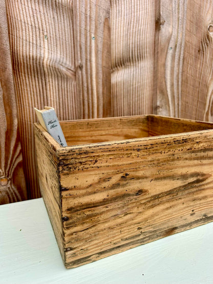 Caisse en bois vintage   Patine