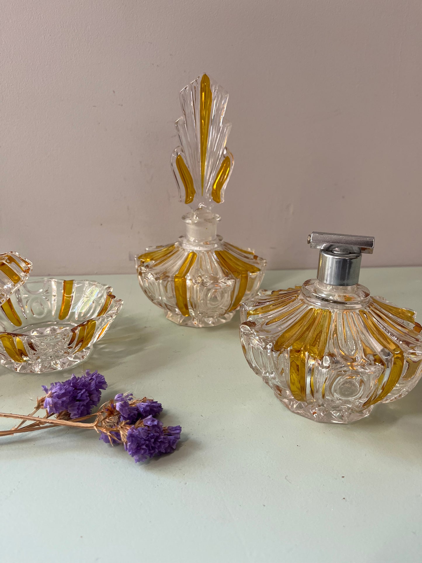 Ensemble de toilette vintage en cristal   Patine