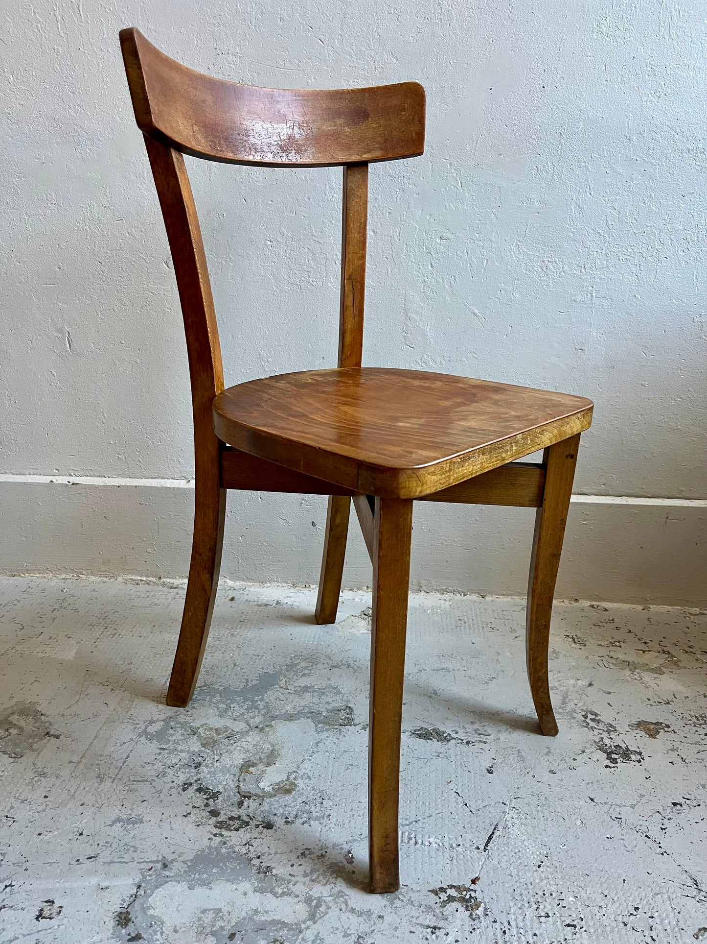 Lot de 2 chaises bistrot anciennes