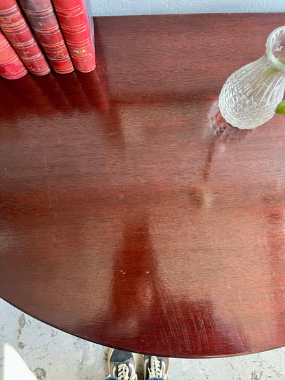 Table demi-lune acajou style Louis XVI