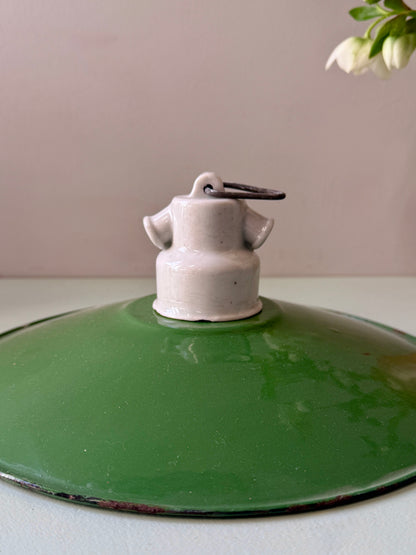 Abat-jour tôle émaillée en vert