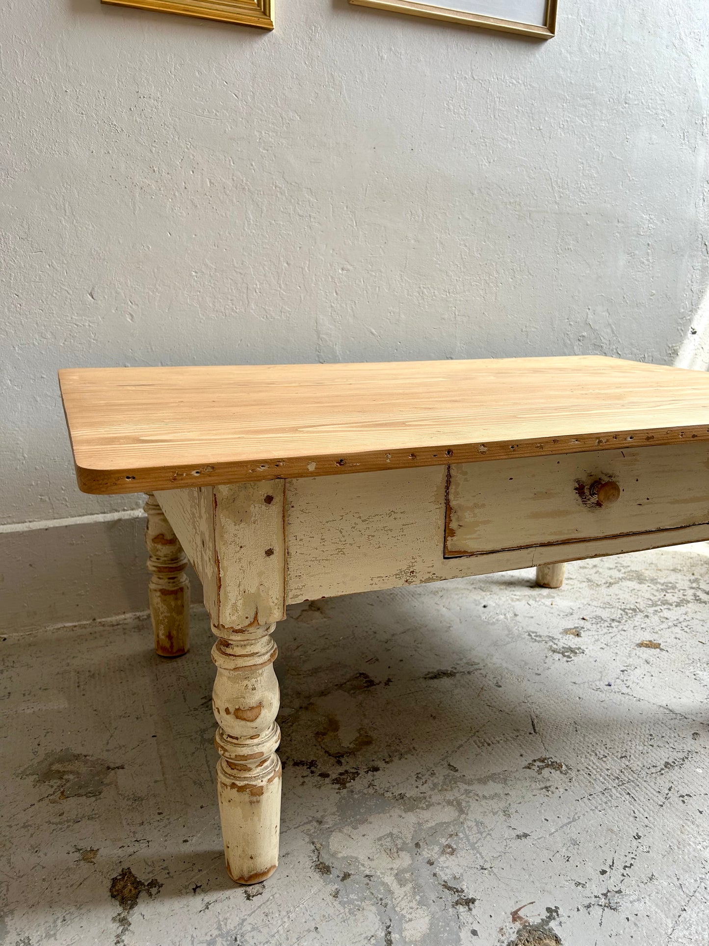 Table basse de ferme patinée