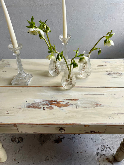 Table basse patinée ancienne