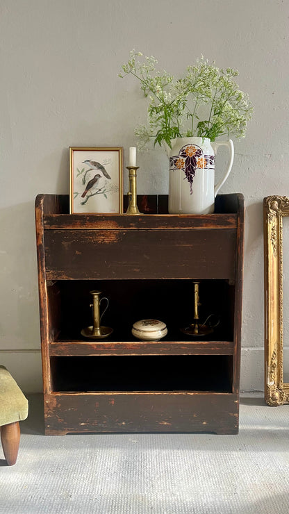 Meuble d’atelier- étagère patinée
