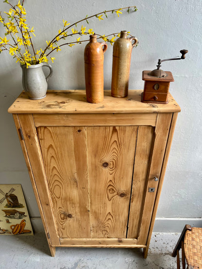 Armoire d’atelier vintage