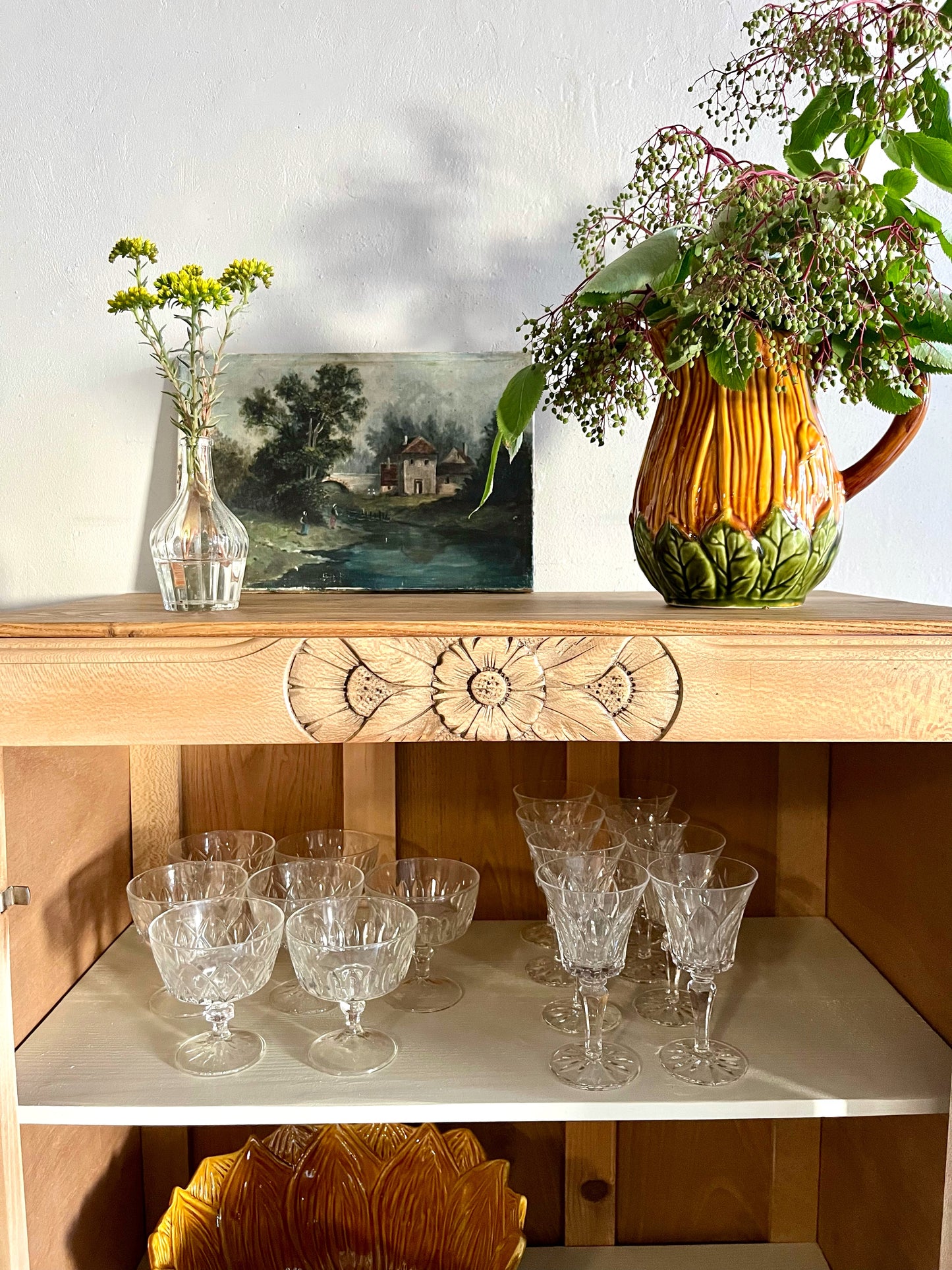 Bonnetière art déco vitrée  Meubles Patine