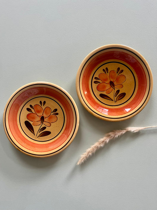 Assiettes en céramique motif fleur  Vaisselle Patine