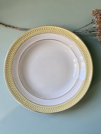 Assiette creuse modèle Monaco de St-Amand