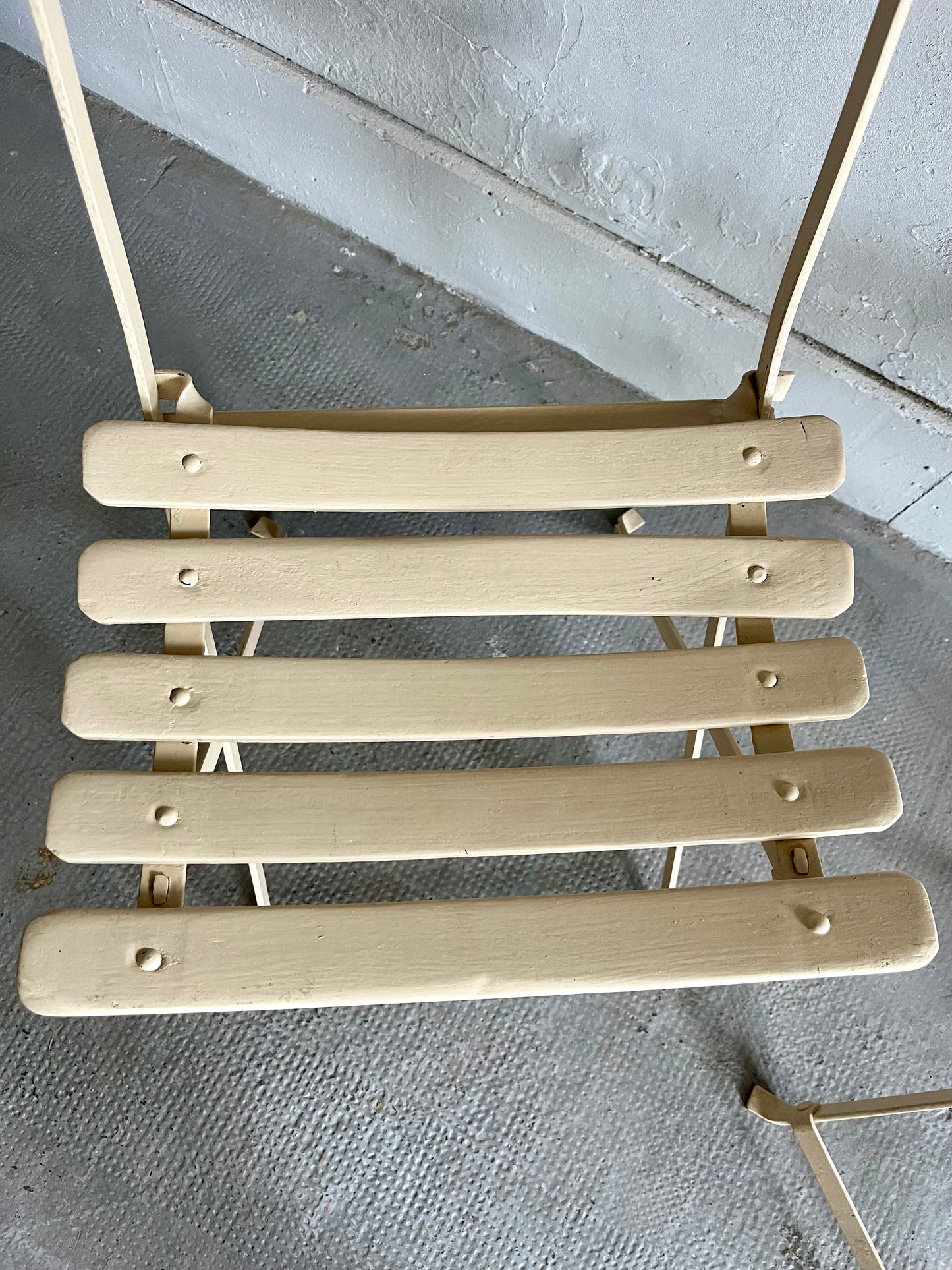 Paire de chaises de jardin anciennes  Meubles Patine