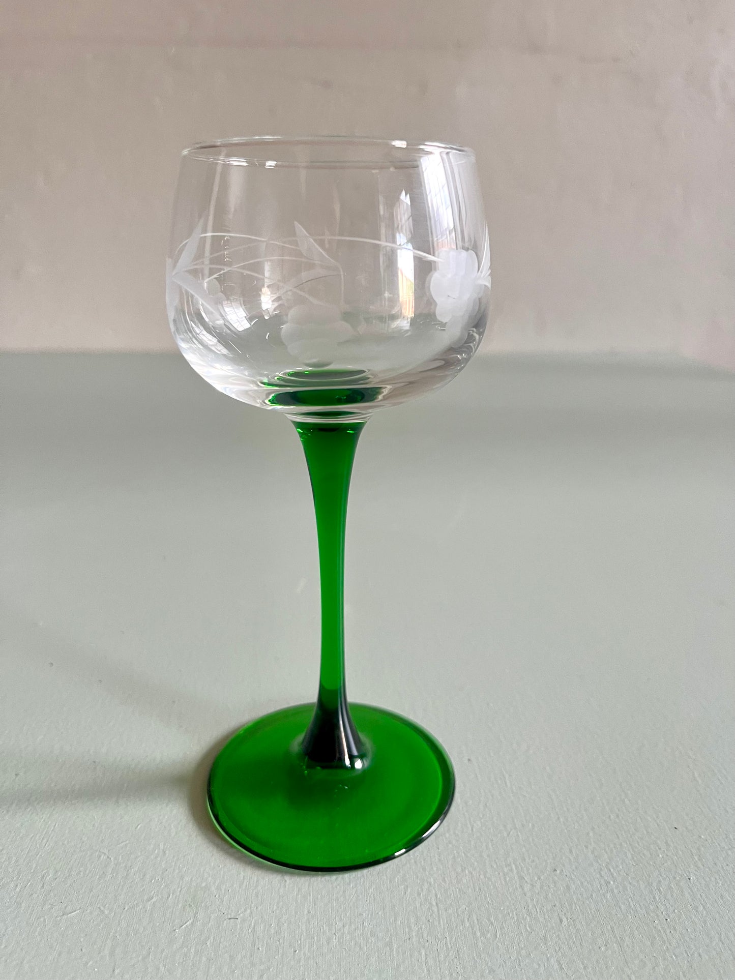 Verres à vin blanc alsaciens gravés  Vaisselle Patine