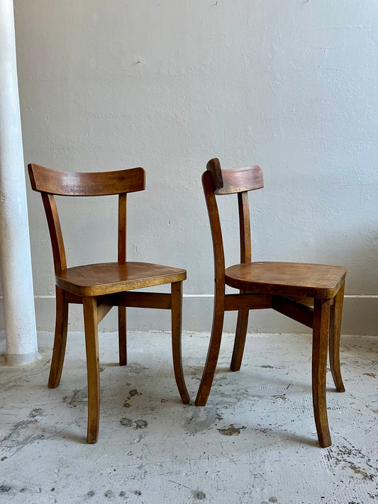 Lot de 2 chaises bistrot anciennes
