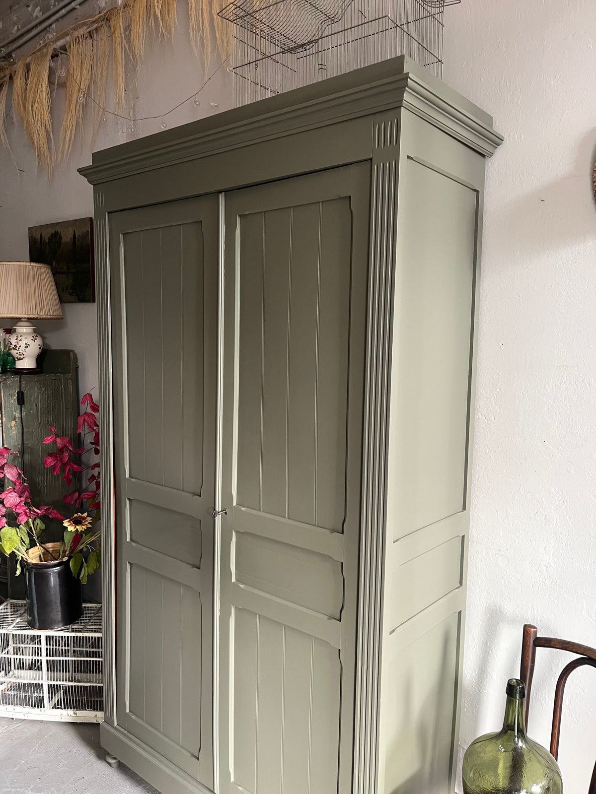Armoire verte style parisienne   Patine