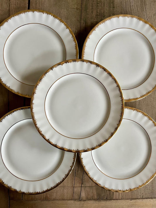 6 assiettes à dessert