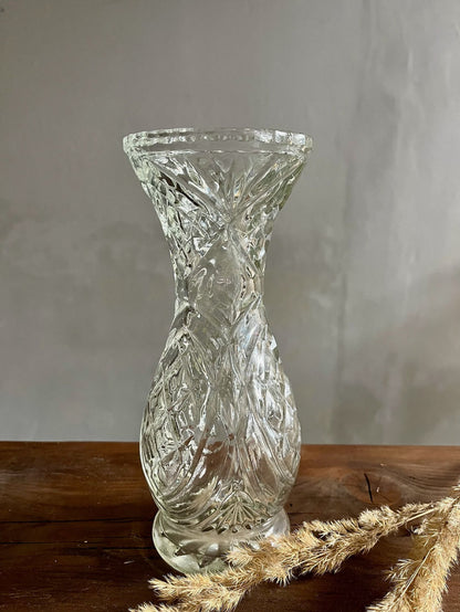 Vase en verre ciselé 1