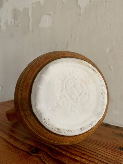 Pichet en terre cuite