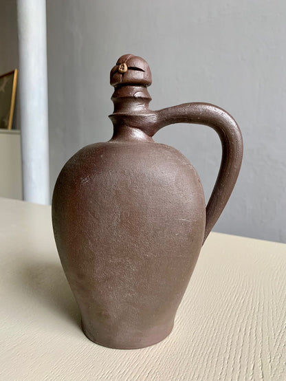 Carafe en terre cuite