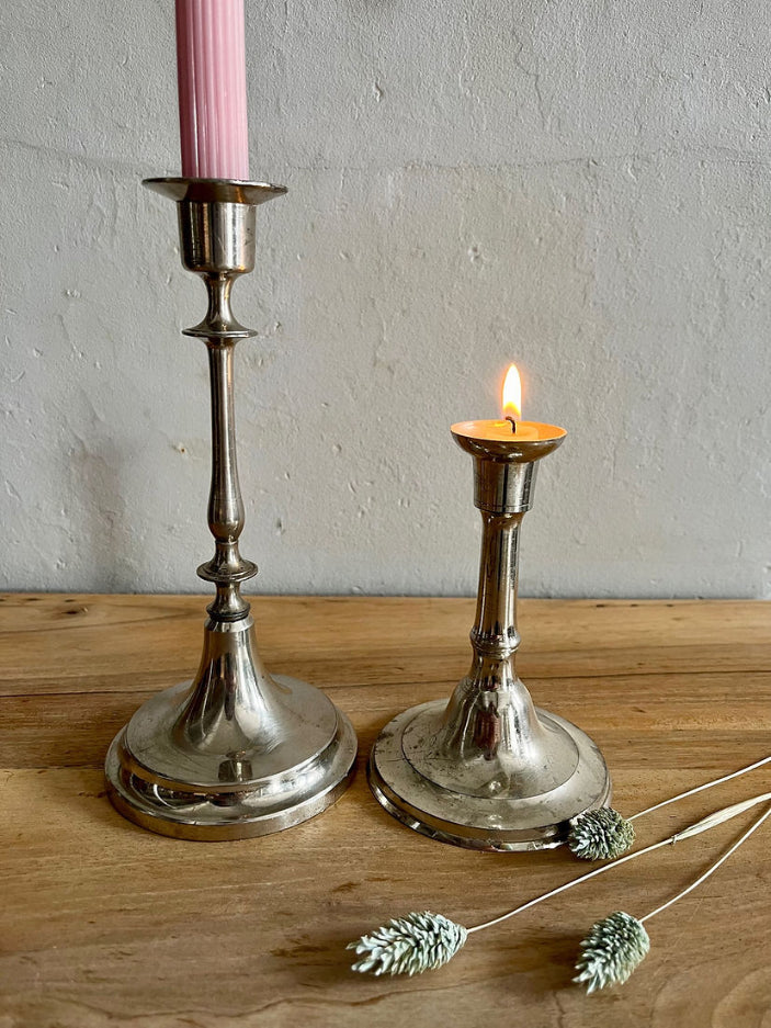 Bougeoir en étain petit modèle