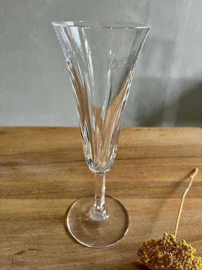 4 coupes à champagne en cristal